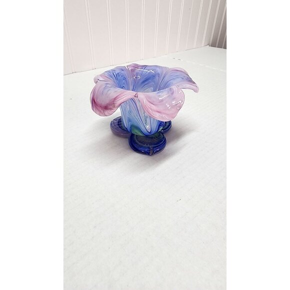 Handblown Glass Small Flower Vase With Multicolor Swirls & Petal-Shaped Rim - Picture 2 of 13